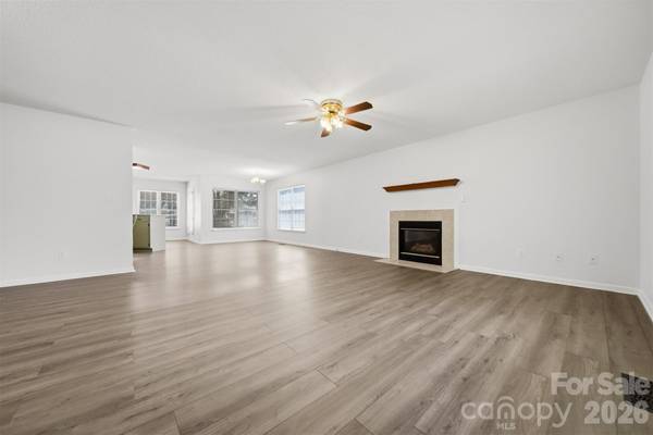 2436 29th Avenue CT NE, Hickory, NC 28601