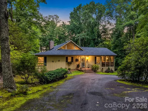 390 Mountain Laurel DR,  Columbus,  NC 28722
