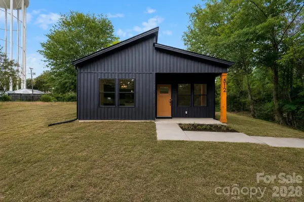 512 28th ST SW, Hickory, NC 28602