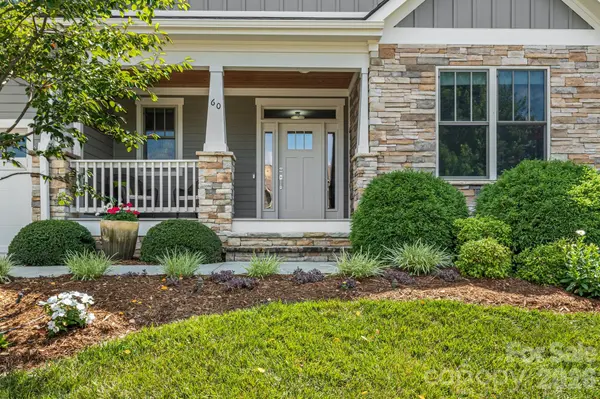 60 Barnrock DR, Mills River, NC 28759