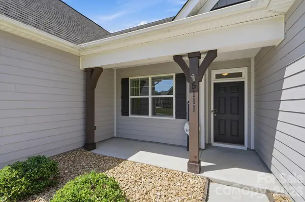 5111 Devonshire RD, Denver, NC 28037