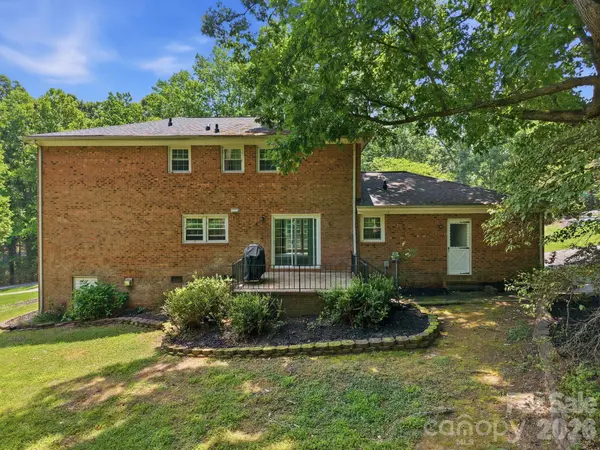 994 Tamworth RD, Asheboro, NC 27203