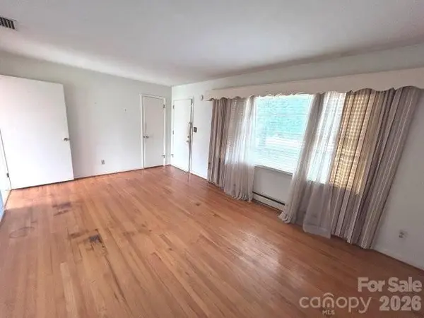 3196 Westview ST, Valdese, NC 28690