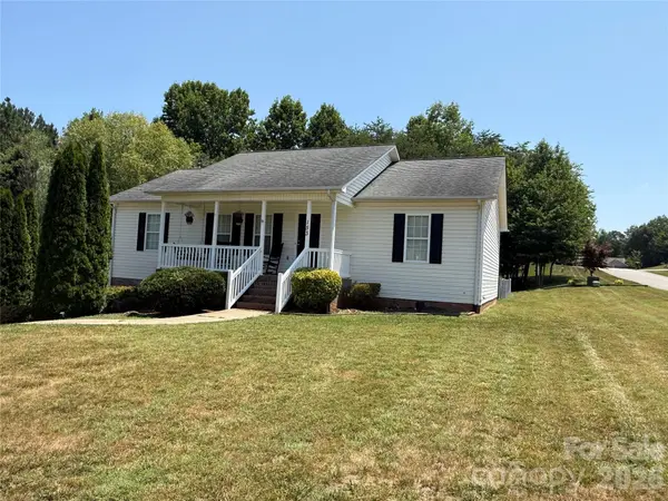 153 Deer Creek DR, Hudson, NC 28638