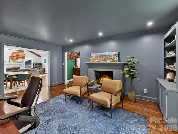 801 Fairbanks RD, Charlotte, NC 28210