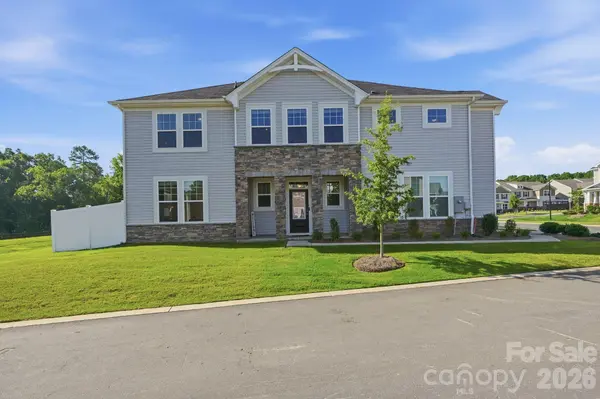 14618 Tamarack DR, Charlotte, NC 28278