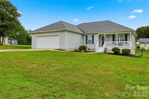 398 Green Meadows DR, Taylorsville, NC 28681