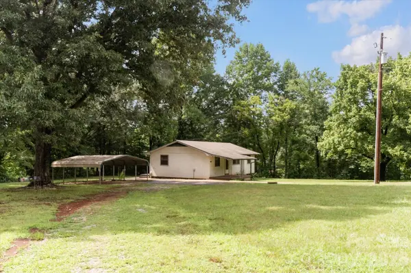 43 Open Valley RD, Marion, NC 28752