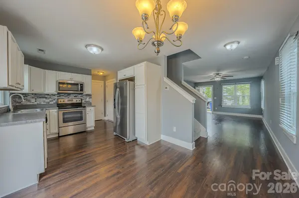 202 Stoney Point WAY, Candler, NC 28715