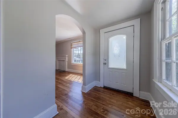 8 Bolt DR, Shelby, NC 28150
