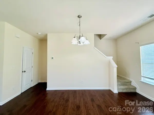 5512 John McDowell PL, Charlotte, NC 28217