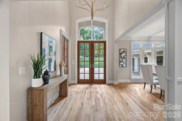 177 Great Point DR, Mooresville, NC 28117