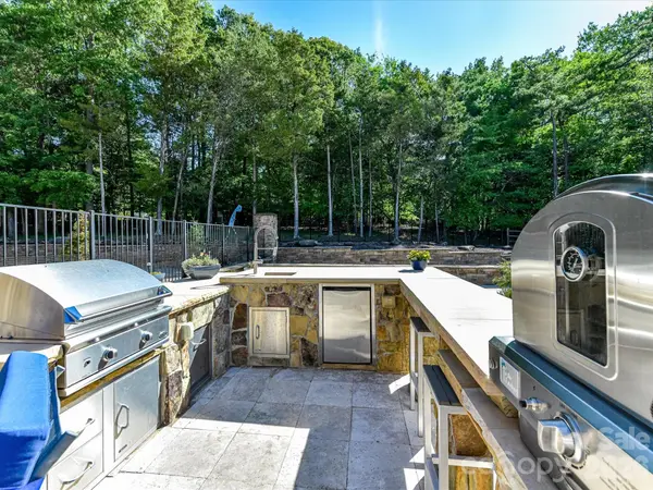 2723 Providence Pine LN, Charlotte, NC 28270