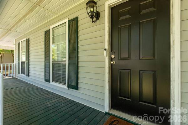 2274 White Pine CT, Lancaster, SC 29720