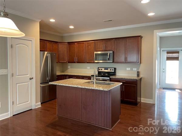 2510 Gallery DR, Denver, NC 28037