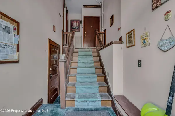 915 W Lackawanna AVE, Scranton, PA 18504