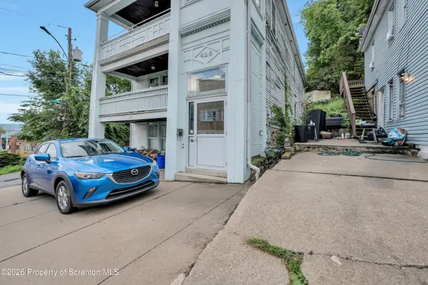 915 W Lackawanna AVE, Scranton, PA 18504