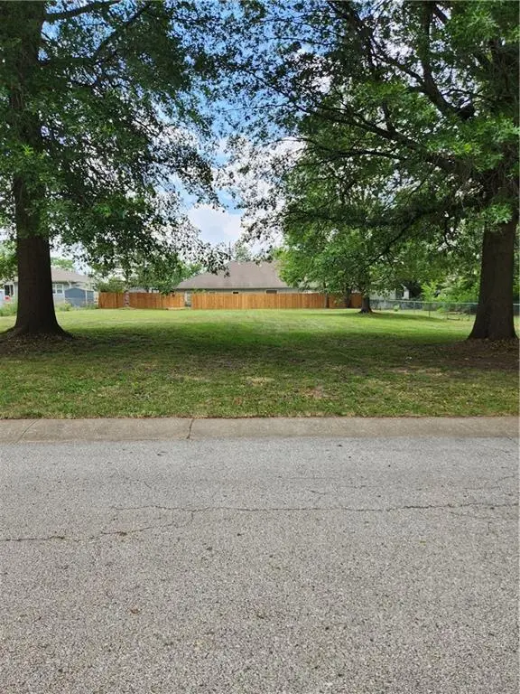 21608 S CLAIRMONT ST,  Peculiar,  MO 64078