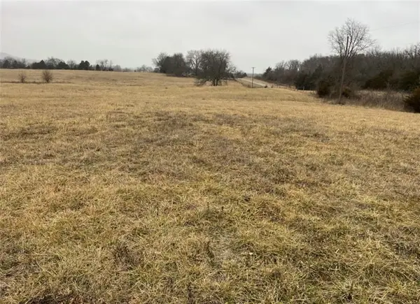 0000 Osceola RD, Humansville, MO 65674