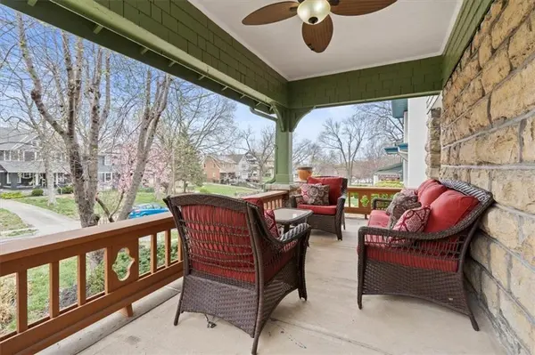 3820 Virginia AVE, Kansas City, MO 64109