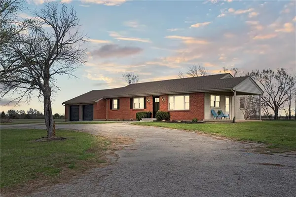 14875 Edgerton RD, Gardner, KS 66030