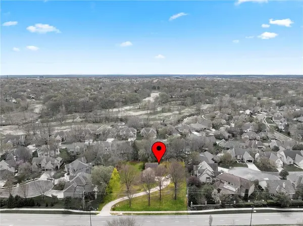 6157 W 127 ST, Overland Park, KS 66209