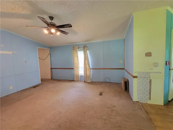 205 Cedar ST, Liberty, KS 67351