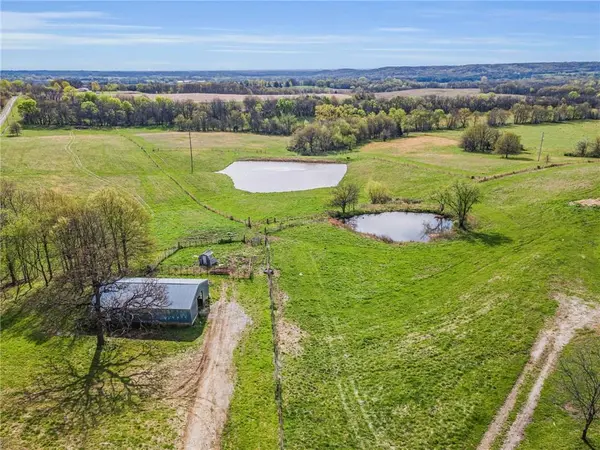 19601 CR 138 RD, Bogard, MO 64622