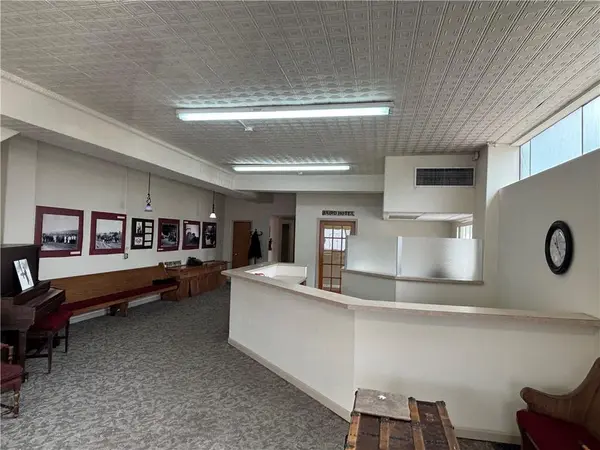423 N Main ST, Garden City, KS 67846