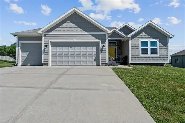 12930 N Champanel WAY, Platte City, MO 64079
