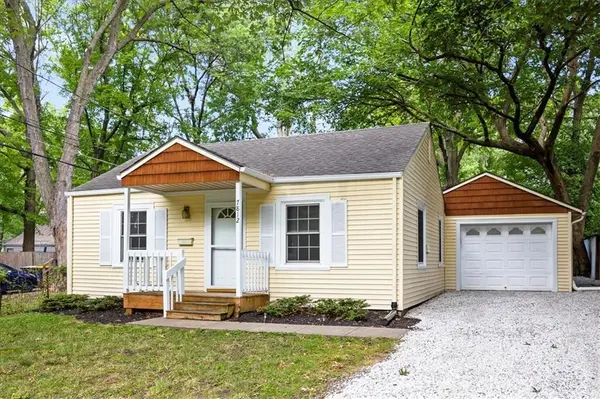 7812 Madison AVE, Kansas City, MO 64114