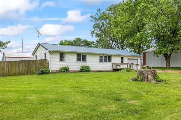 301 E 3rd ST, Montrose, MO 64770