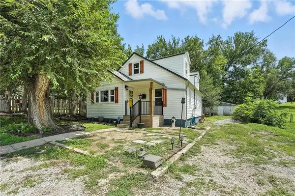 335 N Neconi AVE, Bonner Springs, KS 66012