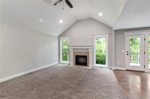 9 Platte Ridge CT, Edgerton, MO 64444