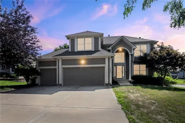 10008 N Marsh AVE, Kansas City, MO 64157