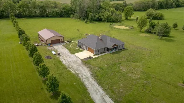5260 SE Fox Run RD, Lathrop, MO 64465