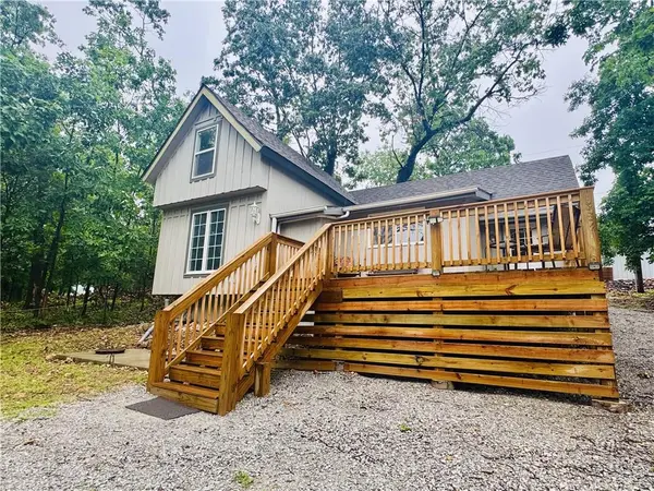 10057 Otter RD,  Clinton,  MO 64735
