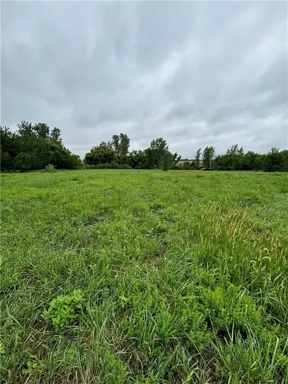 W 255th ST, Louisburg, KS 66053