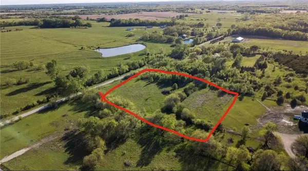 W 255th ST, Louisburg, KS 66053