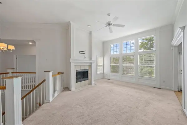 7633 W 148th TER, Overland Park, KS 66223