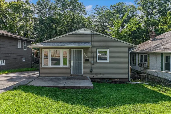 5907 Jackson AVE, Kansas City, MO 64130