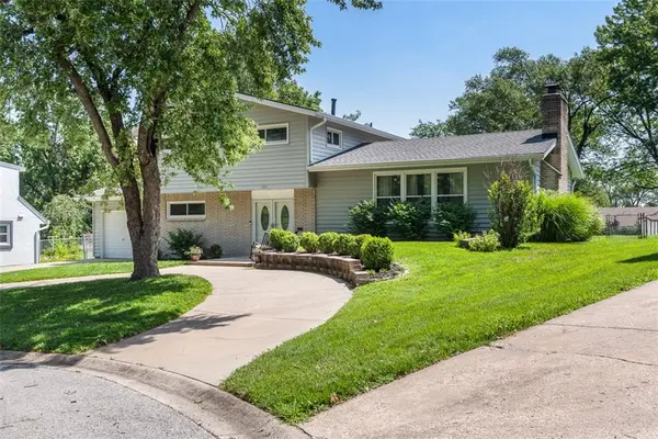 923 S 53rd TER, Kansas City, KS 66106