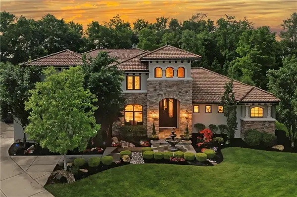 11110 W 146th TER, Overland Park, KS 66221