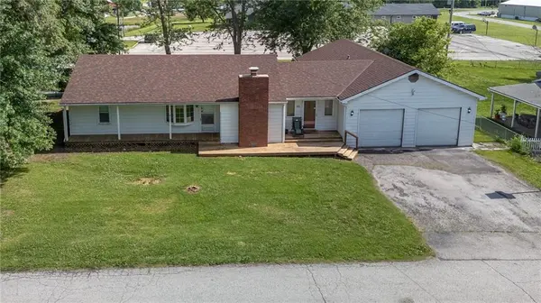 211 Southside CT, Excelsior Springs, MO 64024