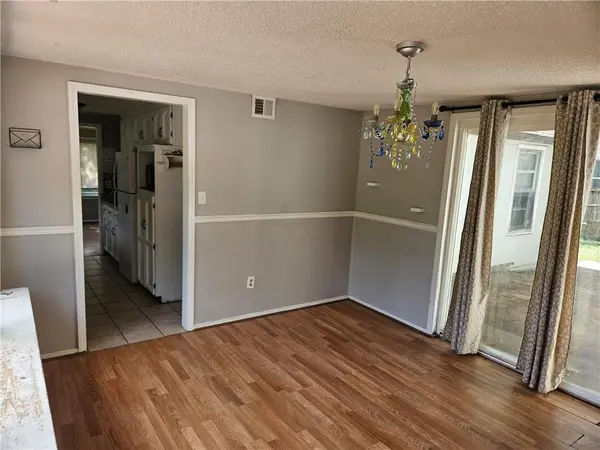 4205 N Jackson AVE, Kansas City, MO 64117