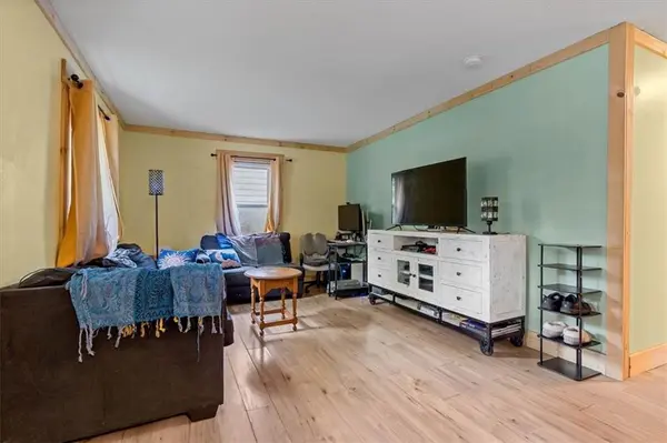 733 S Chestnut ST, Olathe, KS 66061