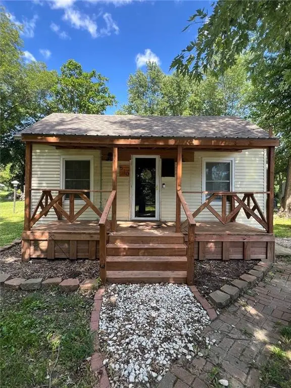 510 S Ozark ST, Girard, KS 66743