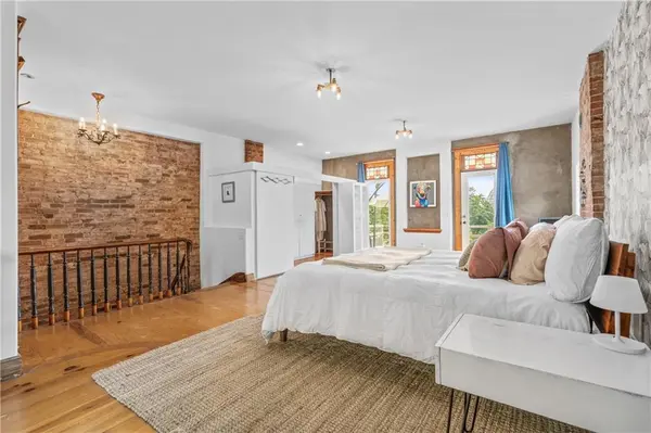 1637 Jefferson ST, Kansas City, MO 64108