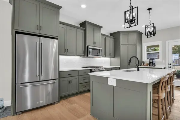 16740 N Dundee RD, Smithville, MO 64089
