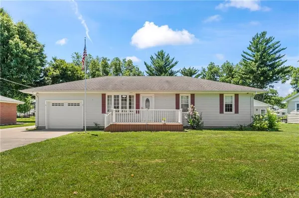 205 Oak ST, Emma, MO 65327
